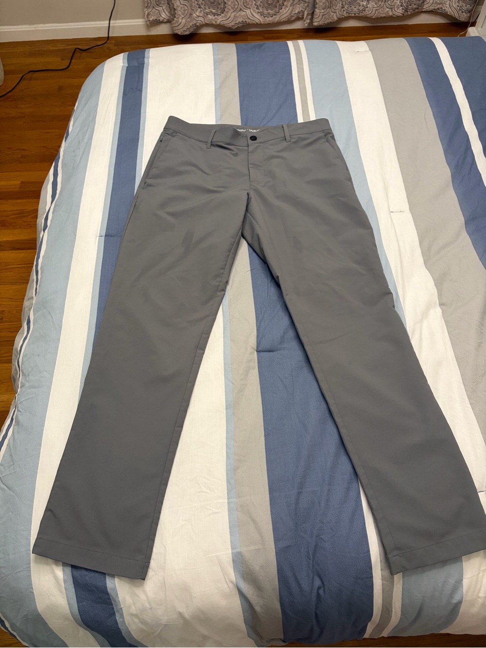 Men‘s Banana Republic Commuter Pant, Gray